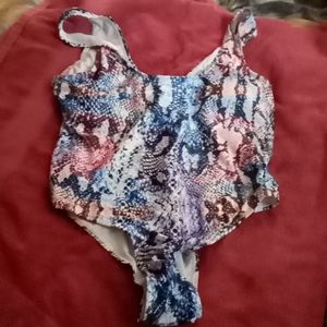 One piece bathing suit